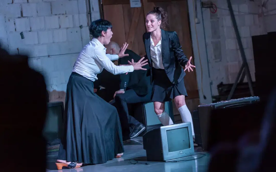 Les secrets du succès sur scène : les astuces des acteurs pour captiver le public