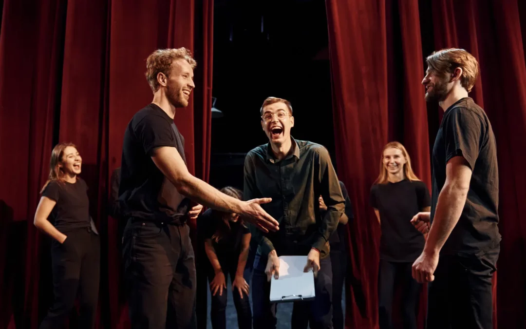 Renforcez la cohésion d’équipe grâce au théâtre – Une expérience de team-building inoubliable