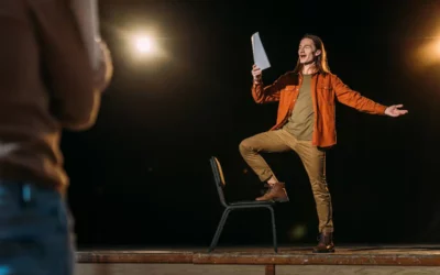Comment devenir acteur de théâtre ?