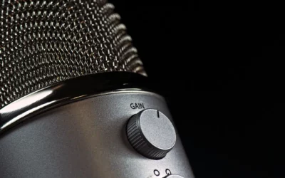 Comment entraîner et maîtriser sa voix au théâtre ?